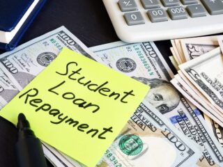Departemen Pendidikan Pastikan Pelunasan Pinjaman Mahasiswa Segera Dimulai