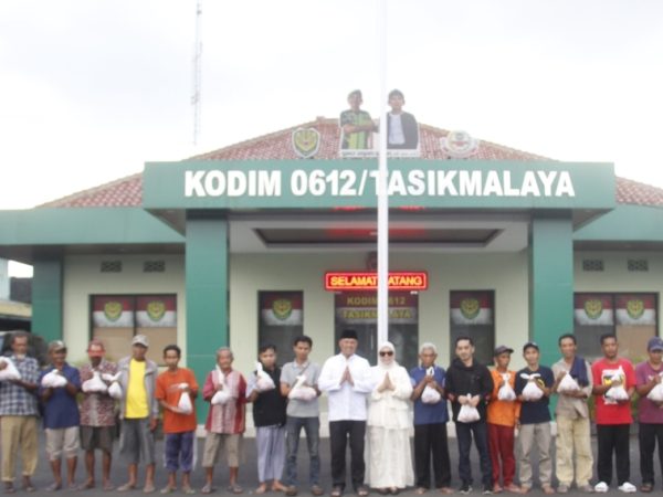 Idul Adha Penuh Makna, Kodim 0612 Tasikmalaya Tebar Kurban untuk Warga